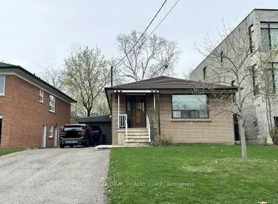 173 Cocksfield Avenue, Toronto C06, On M3h 3t4