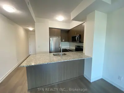 1603 Eglinton Avenue W 320, Toronto C03, On M6e 0a1