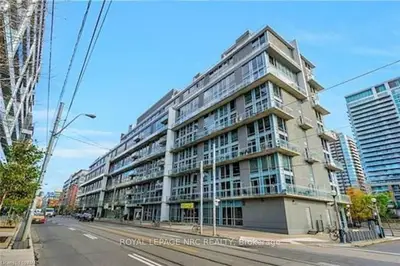 1029 King Street W 419, Toronto C01, On M6k 3m9