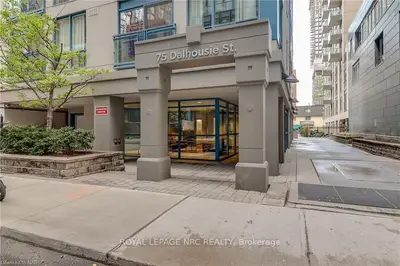 75 DALHOUSIE Street 105, Toronto C08, ON M5B 2R9