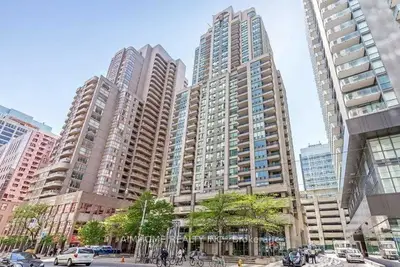 750 Bay Street 2110, Toronto C01, On M5g 1n6