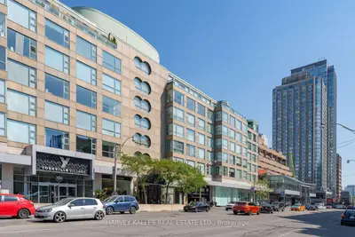 77 Avenue Road 401, Toronto C02, On M5r 3r8