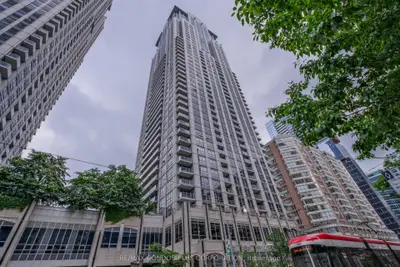 763 Bay Street 4008, Toronto C01, On M5g 2r3
