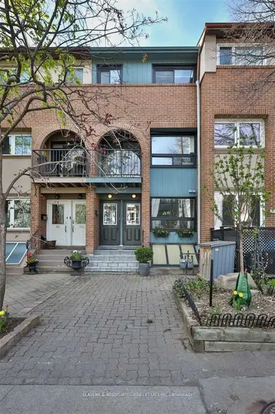 110 Dupont Street, Toronto C02, On M5r 1v2