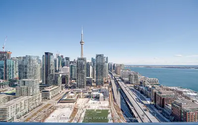 75 Queens Wharf Road 4205, Toronto C01, On M5v 0j8