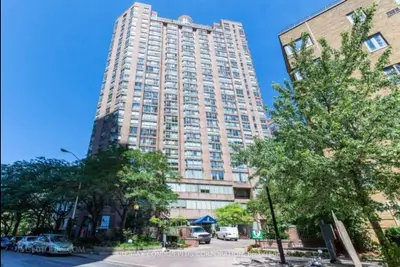44 St Joseph Street 1906, Toronto C01, On M4y 2w4