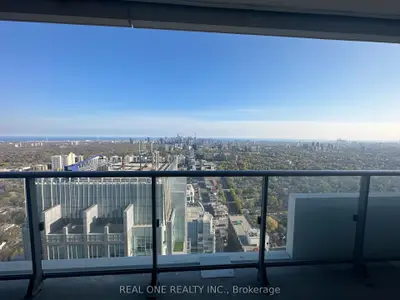2221 Yonge Street 5407, Toronto C10, On M4s 2b4