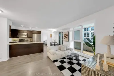 35 Bastion Street 508, Toronto C01, On M5v 3n2