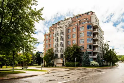 Condo Apartment in Toronto