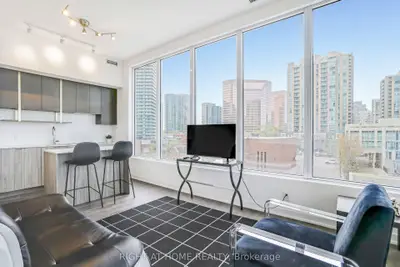 15 Holmes Avenue 407, Toronto C14, On M2n 0l4