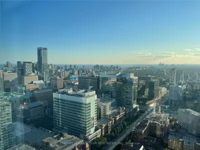 38 Grenville Street 4202, Toronto C01, On M4y 1a5