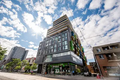 297 College Street 906, Toronto C01, On M5t 0c2