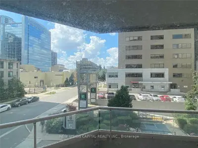 18 Hillcrest Avenue 307, Toronto C14, On M2n 6t5