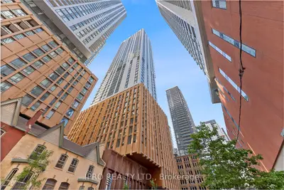 28 Widmer Street 3321, Toronto C01, On M5v 0t2