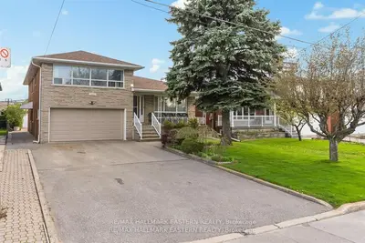 167 Regina Avenue, Toronto C04, On M6a 1r9