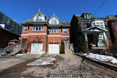 76 Hepbourne Street, Toronto C01, On M6h 1k3