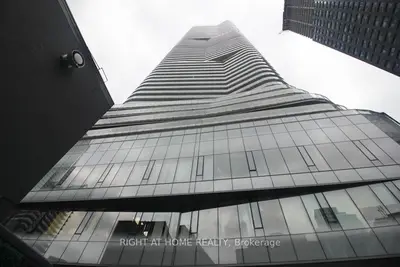 11 Wellesley Street 5207, Toronto C01, On M4y 0g4