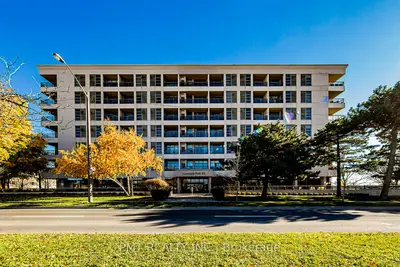 1 Leaside Park Drive 517, Toronto C11, On M4h 1r1