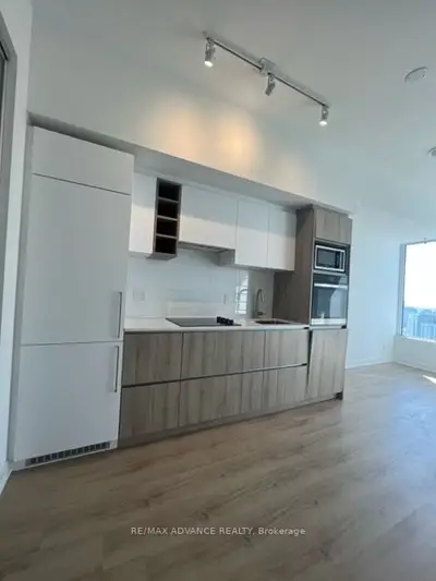 319 Jarvis Street 2701, Toronto C08, On M5b 2c2
