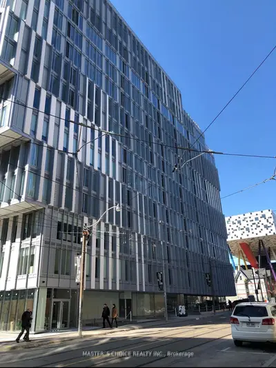 50 Mccaul Street 412, Toronto C01, On M5t 0b6