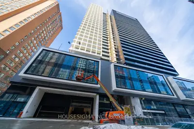 20 Edward Street 612, Toronto C01, On M5g 0c5