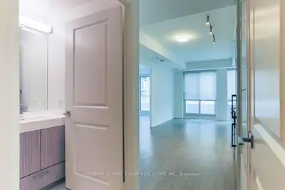 251 Jarvis Street 4004, Toronto C08, On M5b 0c3