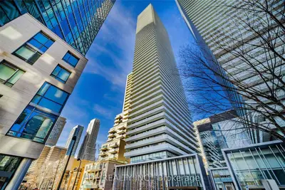 42 Charles Street E 2205, Toronto C08, On M4y 0c3