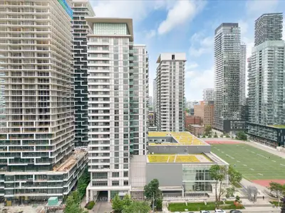 25 Broadway Avenue 1004, Toronto C03, On M4p 1t7