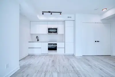 327 King Street W 2703, Toronto C01, On M5v 0w7