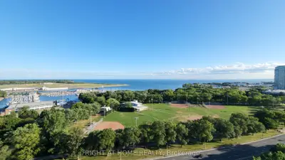 215 Fort York Boulevard 1905, Toronto C01, On M5v 4a2