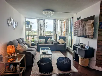 1101 Steeles Avenue W 1201, Toronto C07, On M2r 3w5