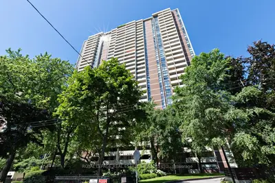 40 Homewood Avenue 2617, Toronto C08, On M4y 2k2