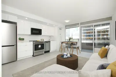Condo Apartment in Toronto