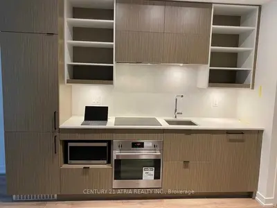 20 Edward Street 1005, Toronto C01, On M5g 1c9