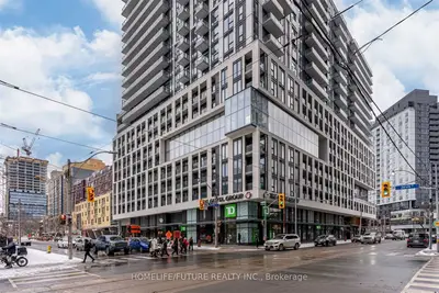 Condo Apartment in Toronto