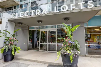 1029 King Street W 238, Toronto C01, On M6k 3m9