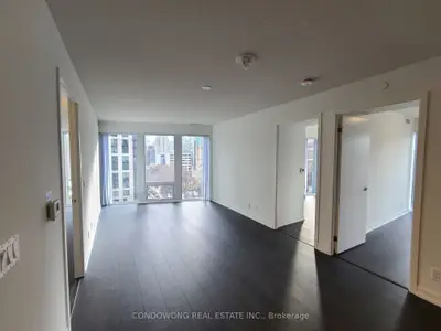 60 Shuter Street 1006, Toronto C08, On M5b 0b7