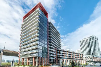 50 Bruyeres Mews 331, Toronto C01, On M5v 0h8