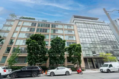 42 Camden Street 303, Toronto C01, On M5v 1v1