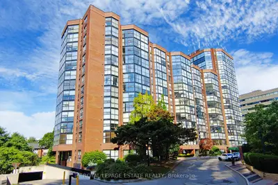 Condo Apartment in Toronto