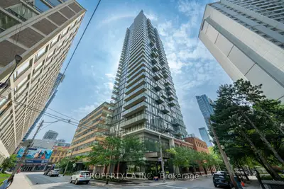 75 St. Nicholas Street 508, Toronto C01, On M4y 0a5