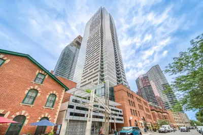 Condo Apartment in Toronto
