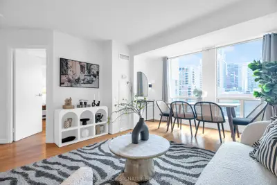 25 Grenville Street 601, Toronto C01, On M4y 2x5