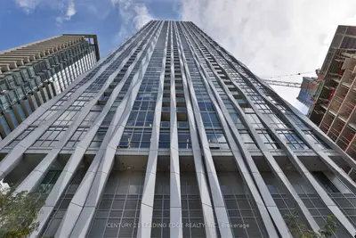 1 Yorkville Avenue 1012, Toronto C02, On M4w 1l1