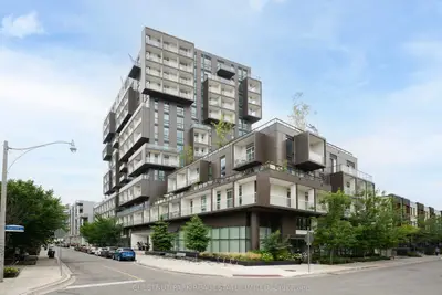 Condo Apartment in Toronto