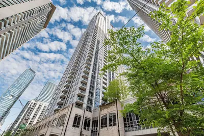 763 Bay Street 3305, Toronto C01, On M5g 2r3