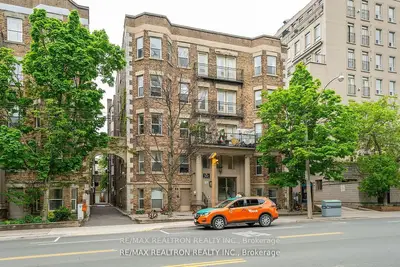 414 Jarvis Street 301, Toronto C08, On M4y 3c2