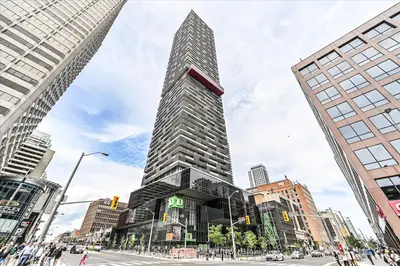 8 Eglinton Avenue E Ph 5801, Toronto C10, On M4p 0c1
