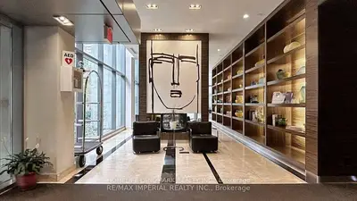 37 Grosvenor Street 2109, Toronto C01, On M4y 3g5