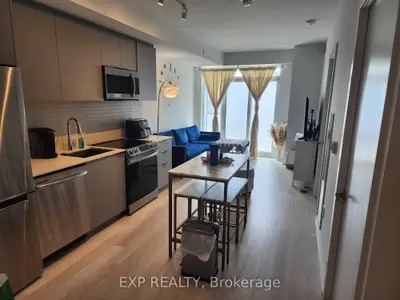 48 Power Street 1810, Toronto C08, On M5a 0v2